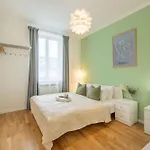 2br - 1 - Elevator - Self Check-in * Prague