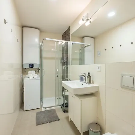 Apartamento Homely I 38m2 I Elevator I Self Check-in