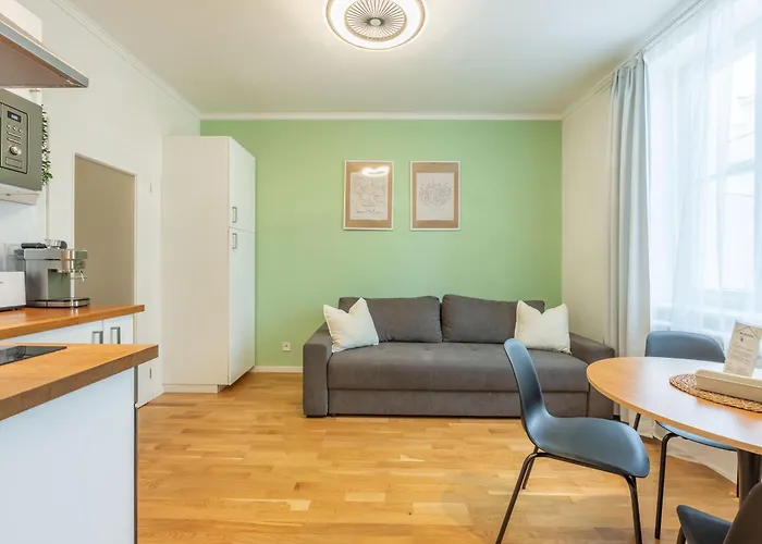 2br - 1 - Elevator - Self Check-in * Prag